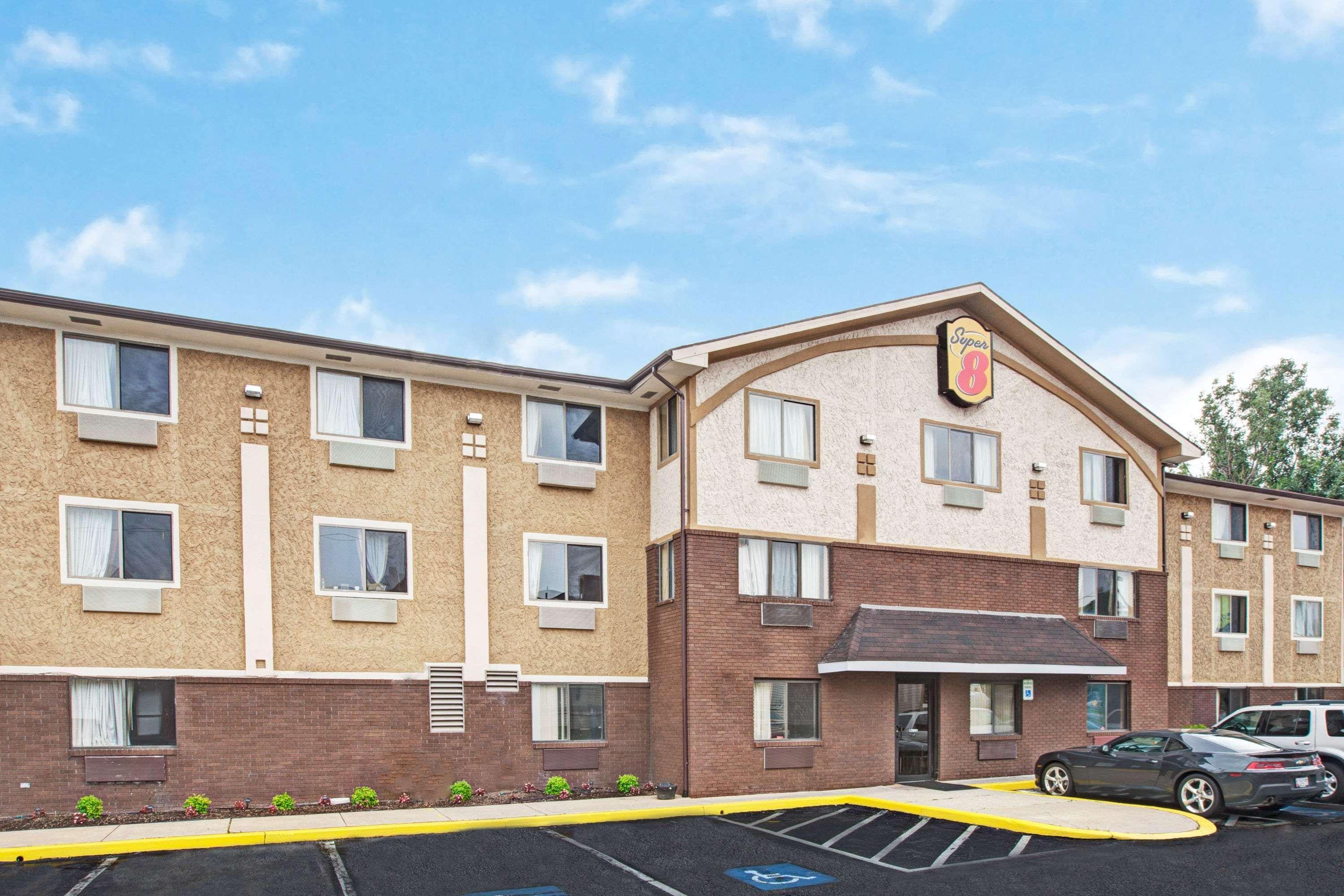 Super 8 By Wyndham Baltimore/Essex Area Exterior foto
