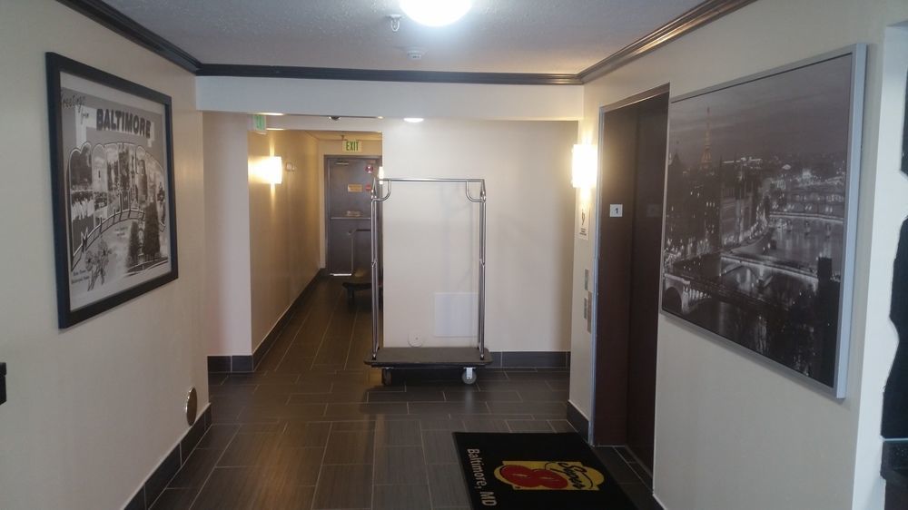 Super 8 By Wyndham Baltimore/Essex Area Exterior foto